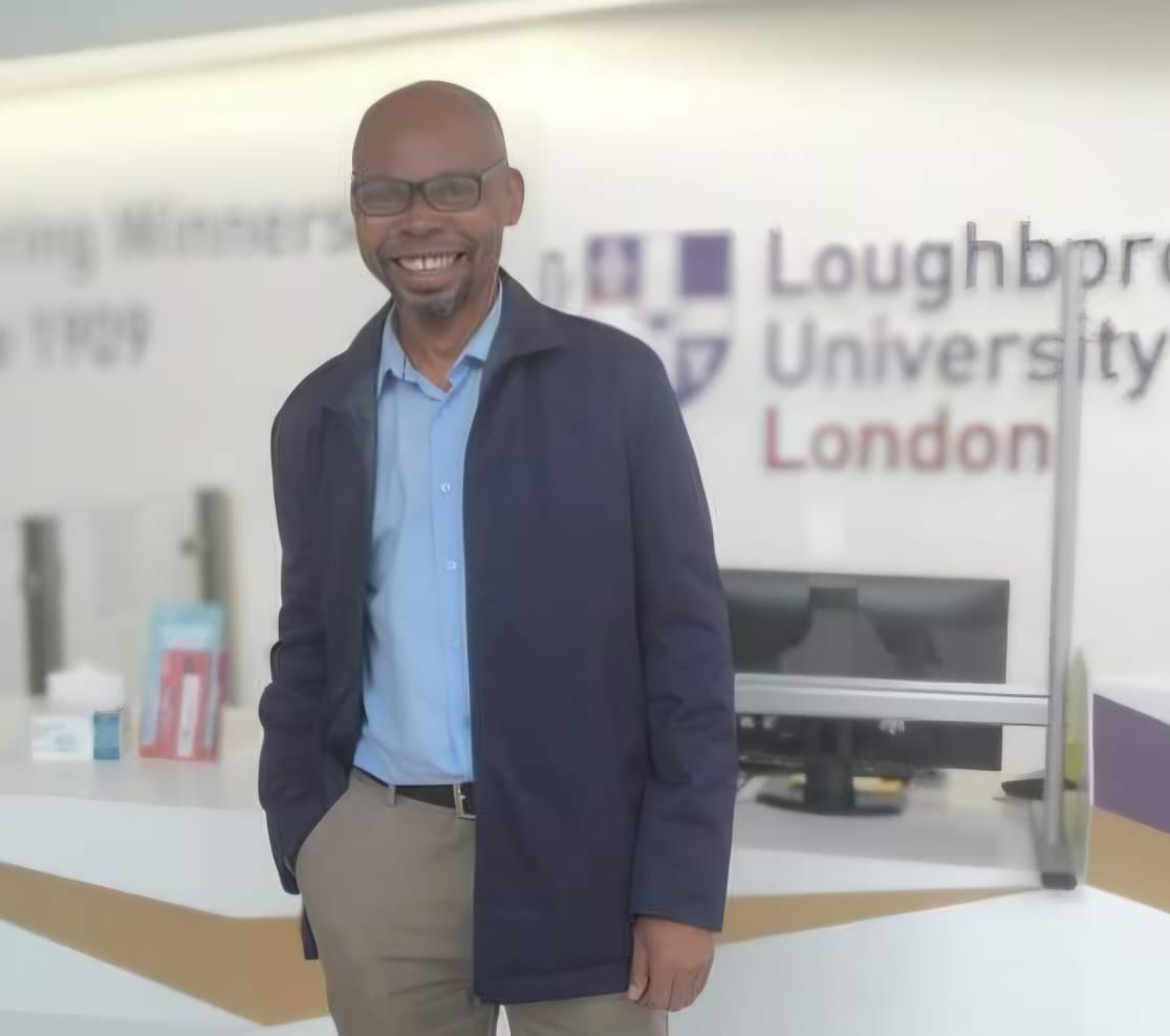 Dr. Leonard Raphael